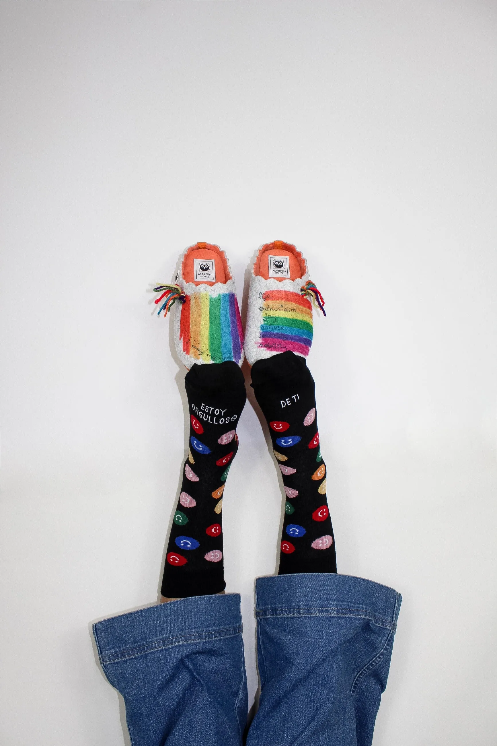 Calcetin "Estoy orgullos@ de ti"   Zapatillas Arco Iris