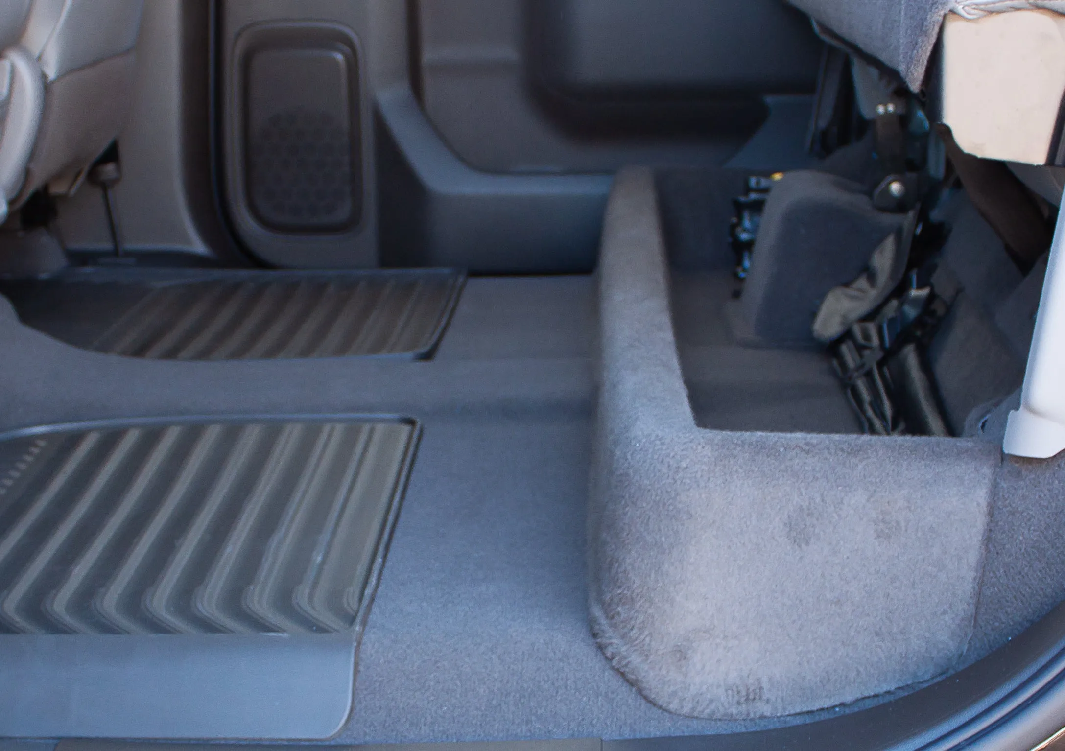 DU-HA 10401 DU-HA® Underseat Storage; Incl. Gun Rack/Organizer; Brown;