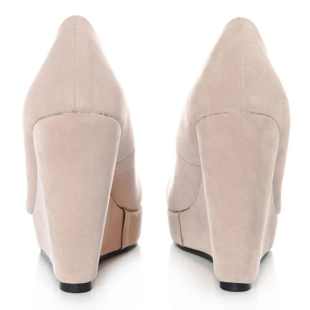 Haylee Wedge High Heeled Platform Court Shoe