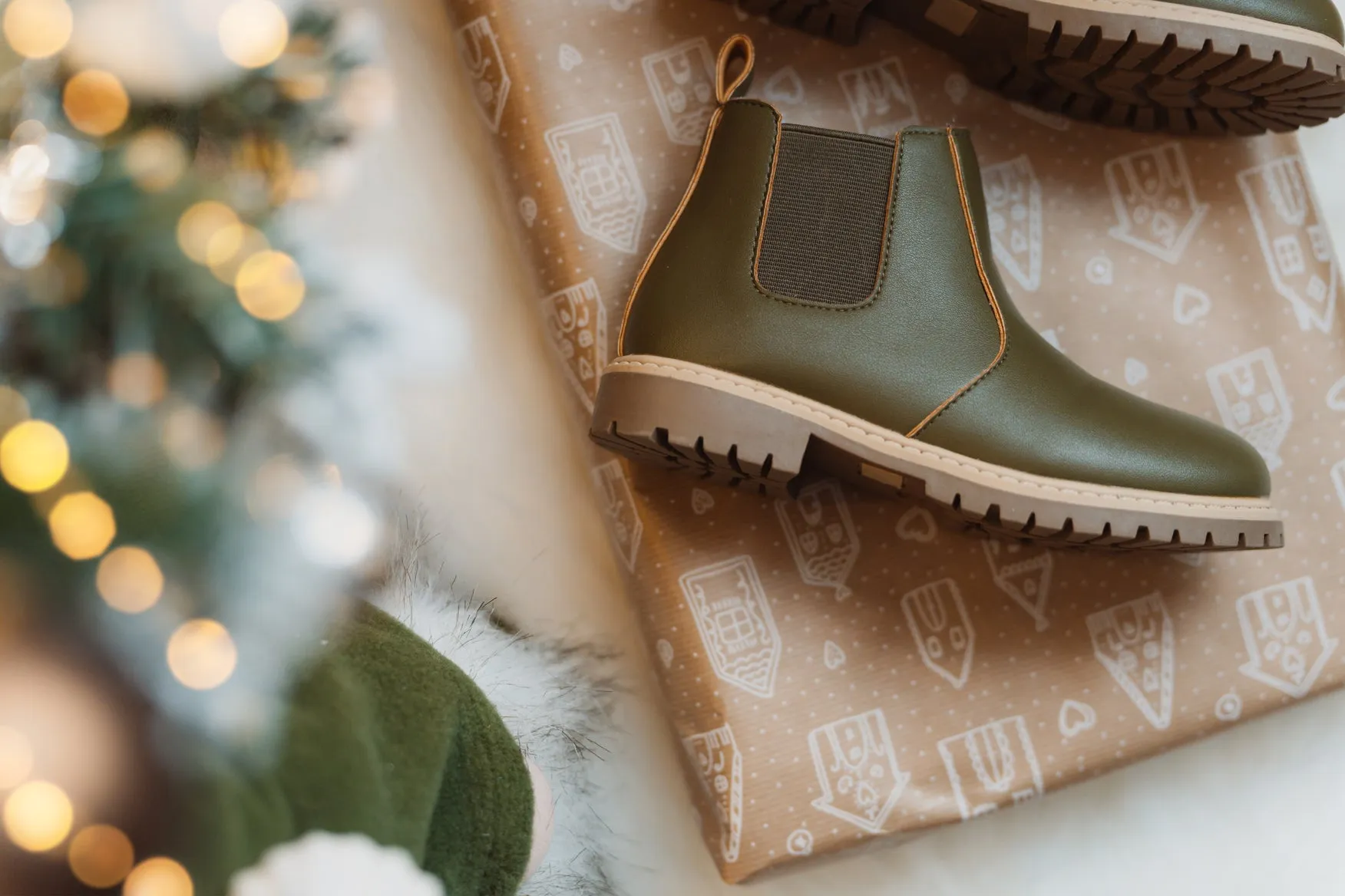 Little Explorer Boots   FREE GIFT