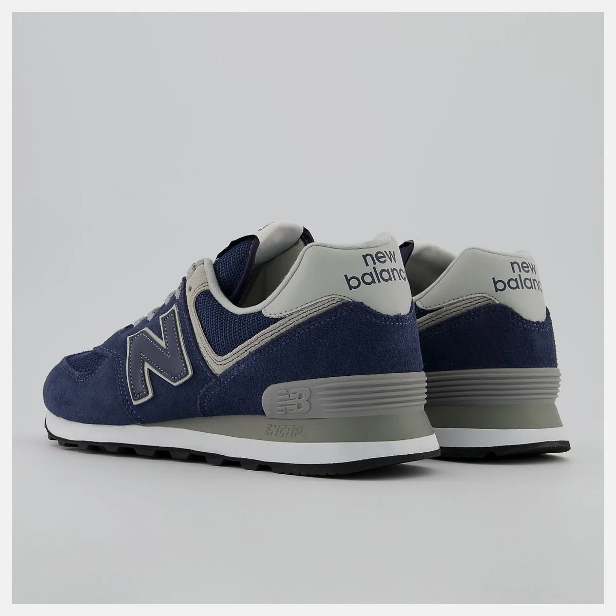 Scarpe Uomo NEW BALANCE Sneakers 574 in Pelle Scamosciata e Mesh colore Navy