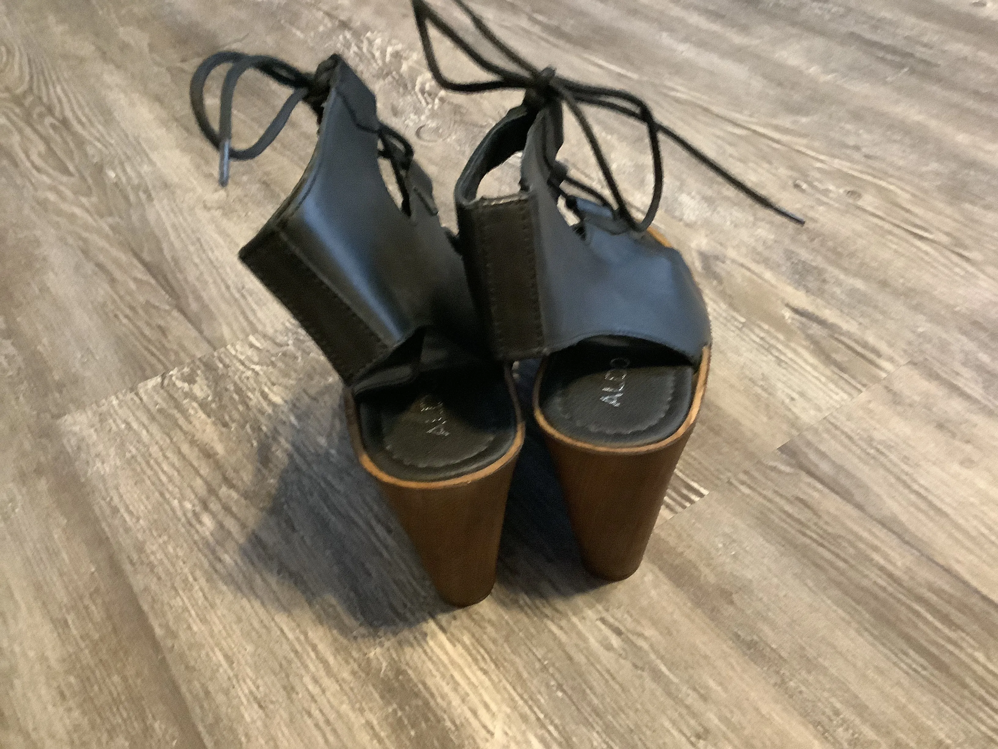 Shoes Heels Wedge By Aldo  Size: 7