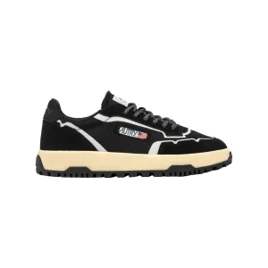Sneakers Uomo modello Wildpace Low Nero