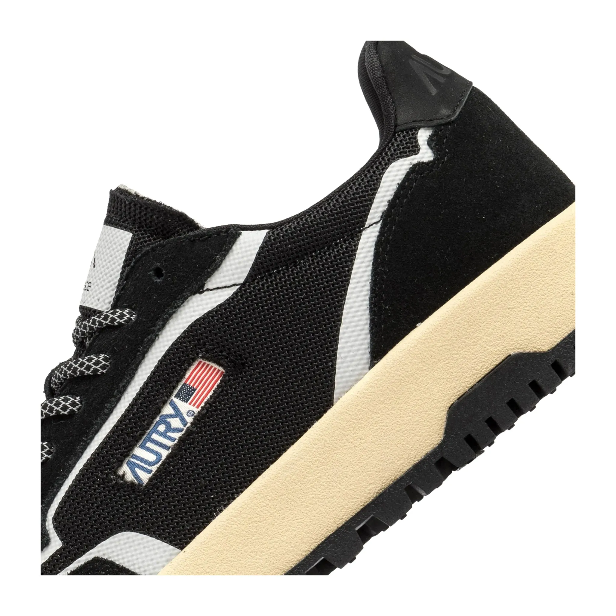 Sneakers Uomo modello Wildpace Low Nero