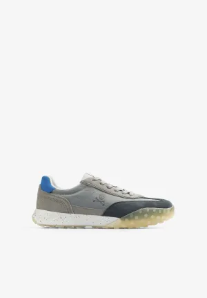 SNEAKERS WITH FRONT TRACK SOLE DETAIL