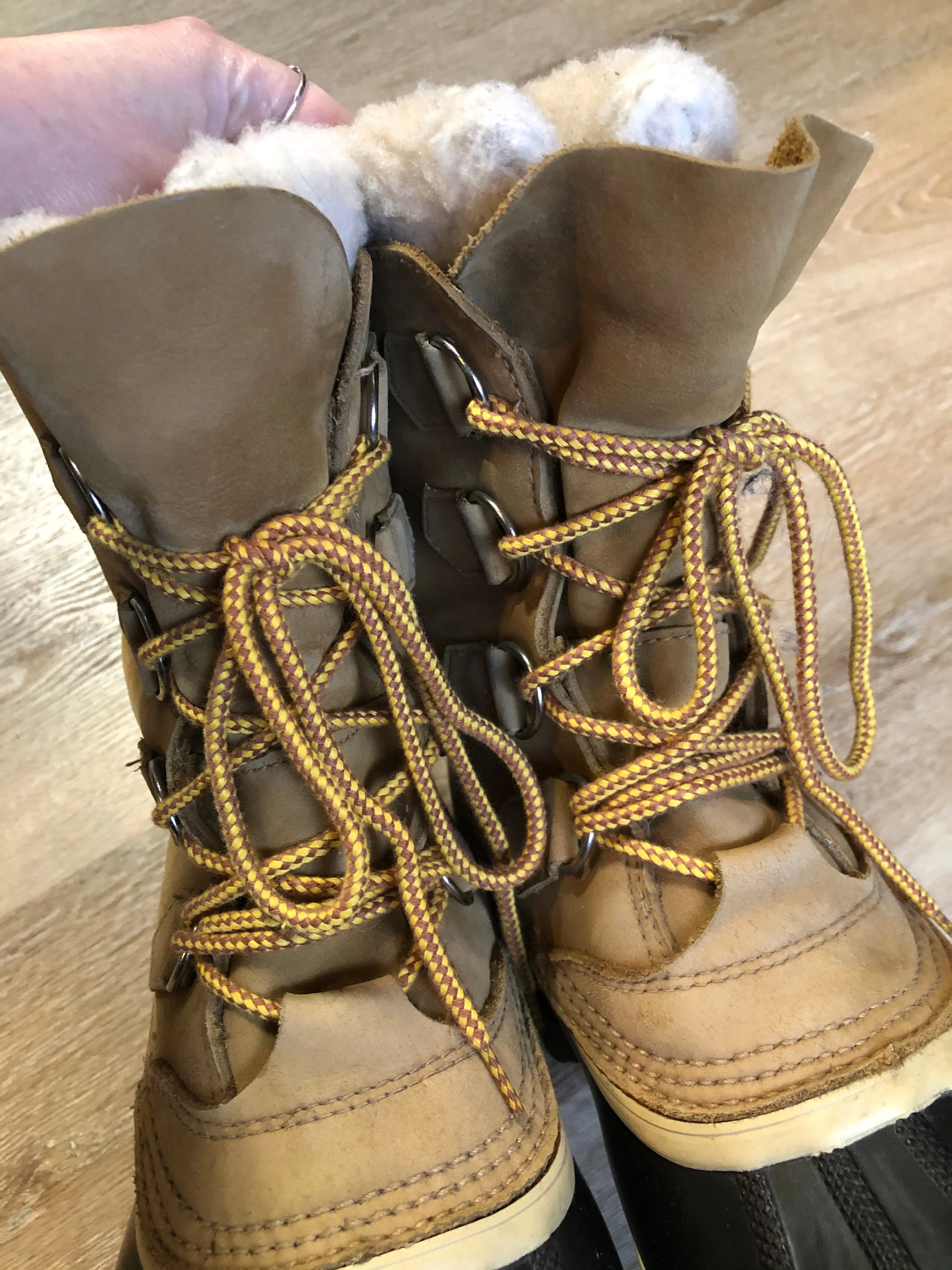 Sorel Caribou Waterproof Wool Lined Storm Boots, 8 Mens